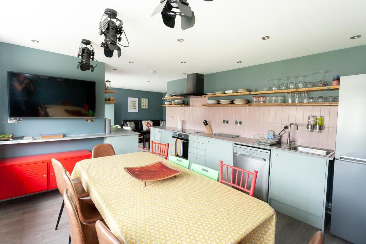 Sunbeam Sleeps 10 Holiday home