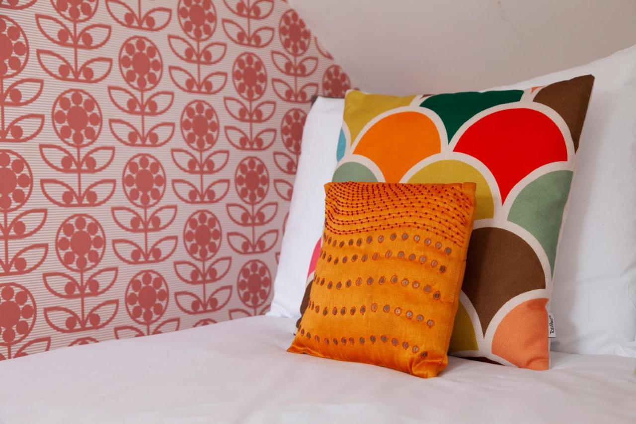 Ferienhaus Sunbeam Sleeps 10 Whitstable